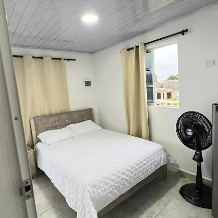 Urban House Habitación *