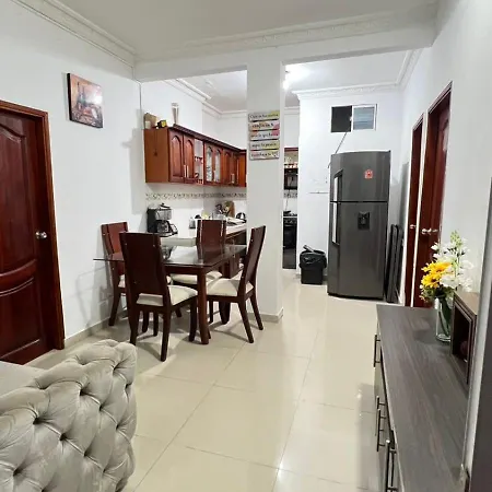 Pensión Urban House Habitación *